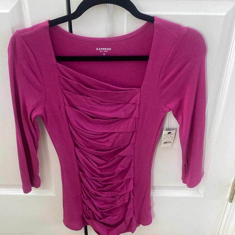 Brand new 3/4 length Express shirt Size Small